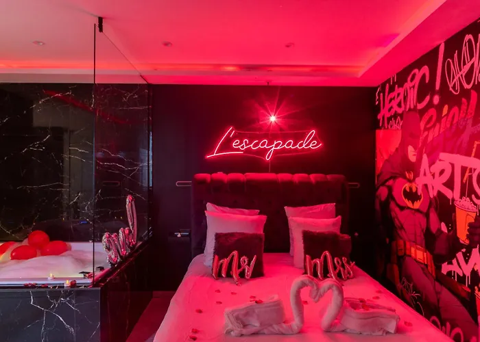 L\'Escapade - Jacuzzi & Sauna Prives By Sweetdreams
